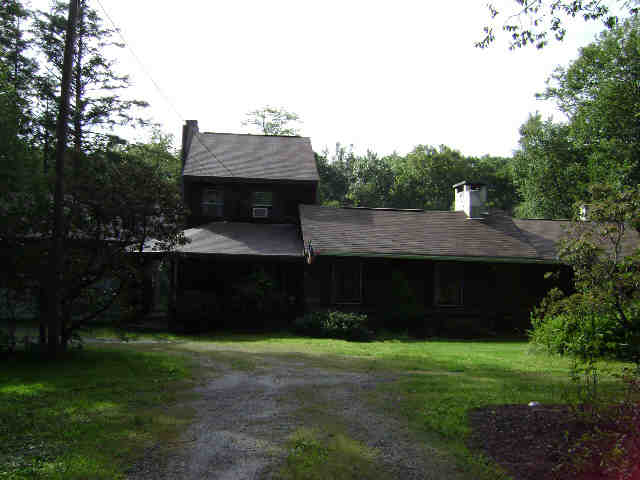 Building photograph for 88 WOODLAND RD